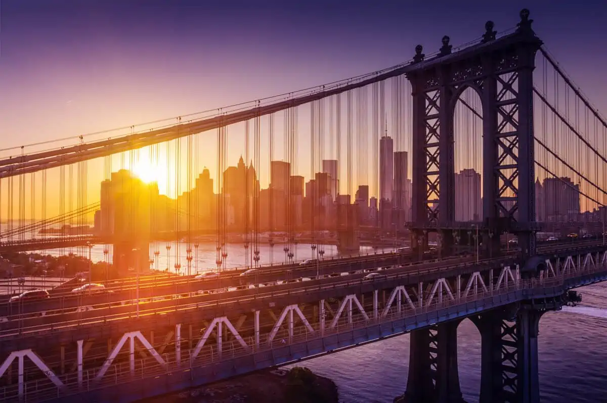 Manhattan bridge in sunset