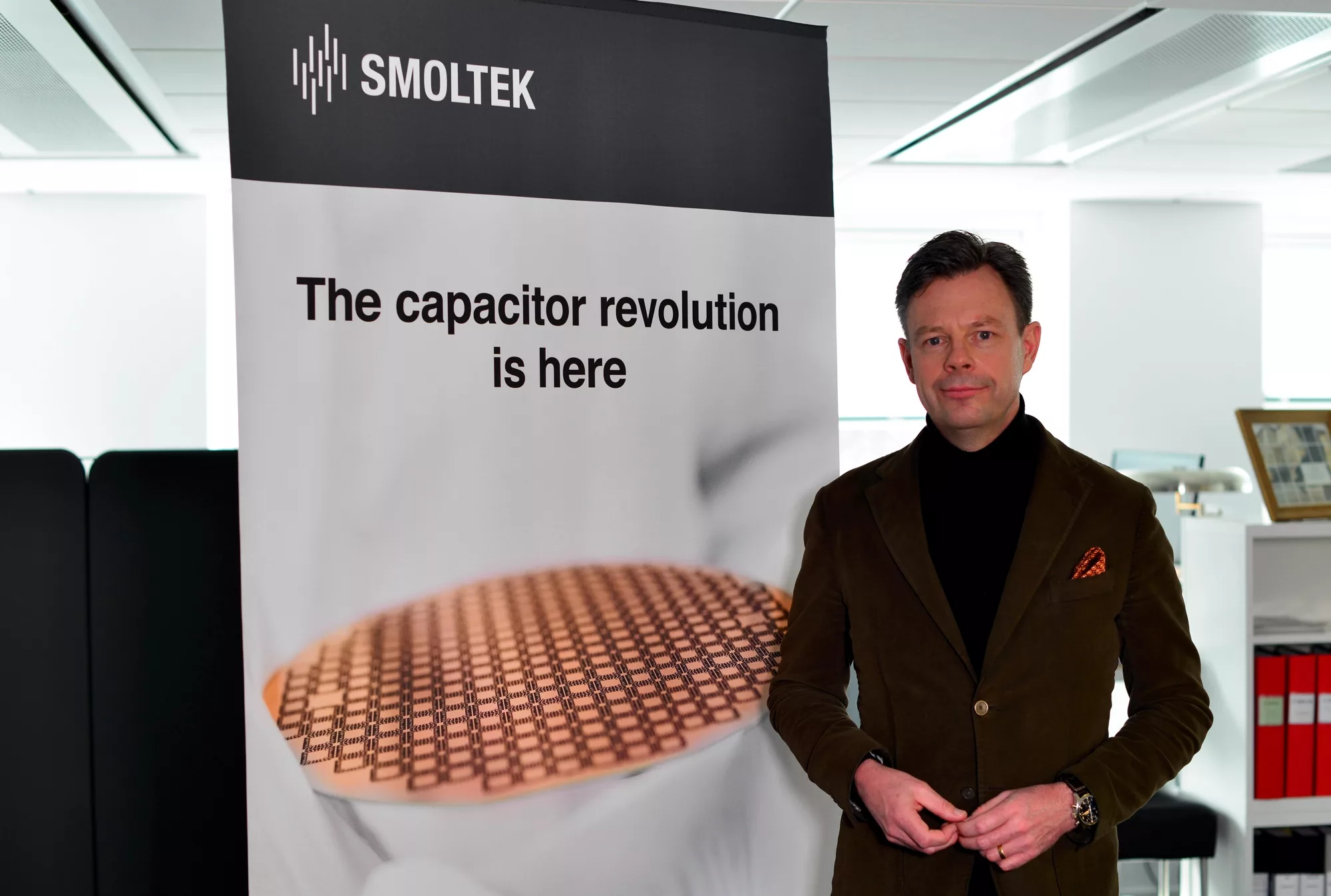 Smoltek signs evaluation license agreement with leading capacitor manufacturer